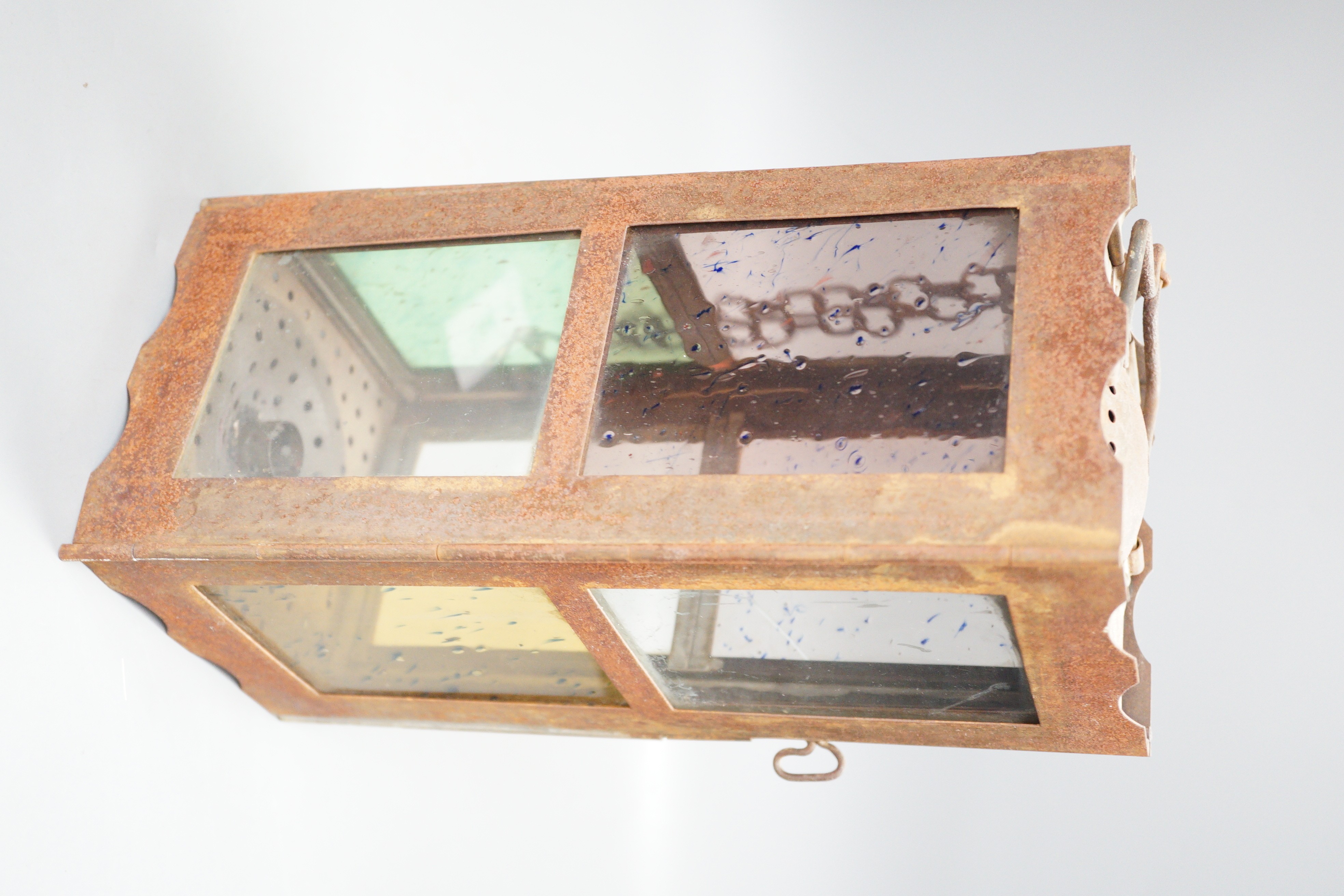 A rare WWI folding trench lantern by Parkinson and W.S. Cowan Ltd, dated 1916, 32cm